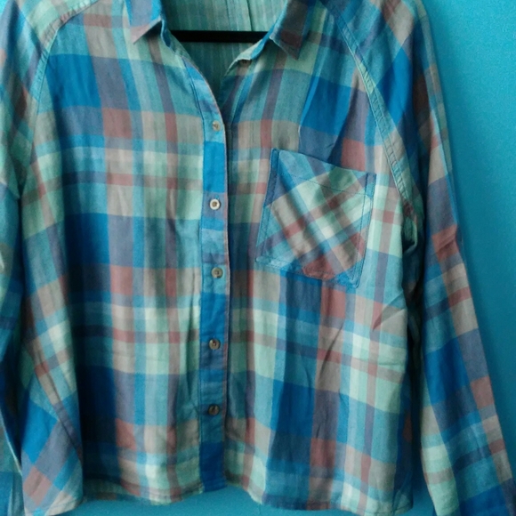 BDG Button Down Shirts - Picture 2 of 6